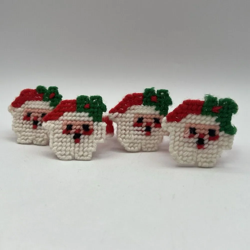 Set 4 Vtg Christmas Needlepoint Santa Claus Napkin Rings Cottagecore Kitsch